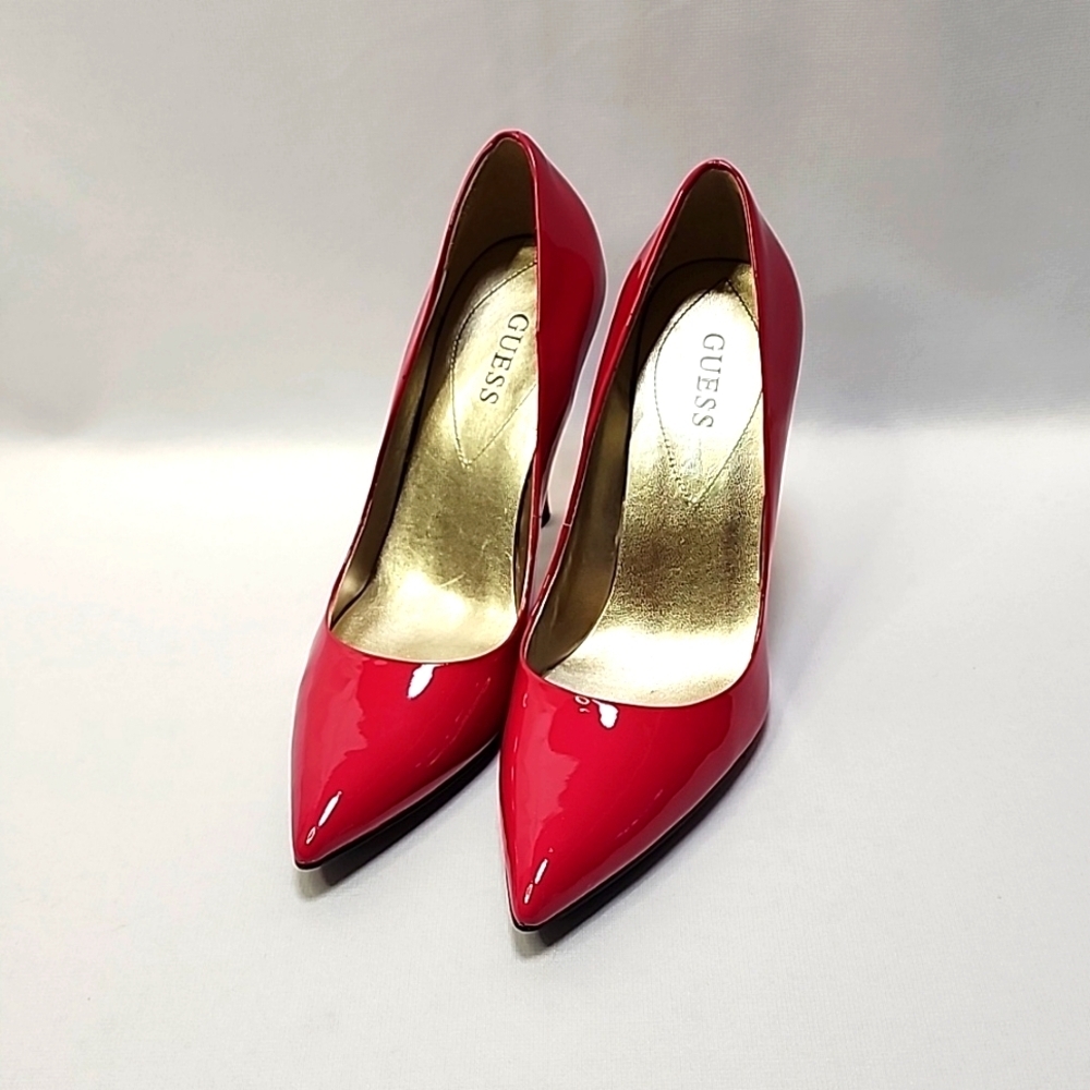 GUESS Fuisha Pink Patant Leather Heels